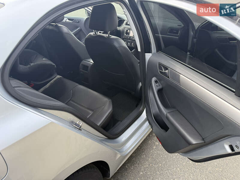 Седан Volkswagen Jetta 2015 в Одессе