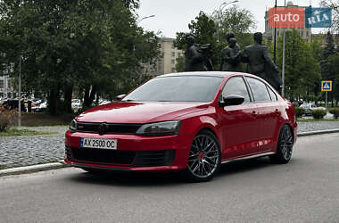 Седан Volkswagen Jetta 2013 в Харкові