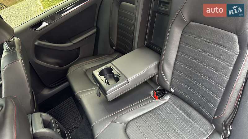 Седан Volkswagen Jetta 2013 в Харькове