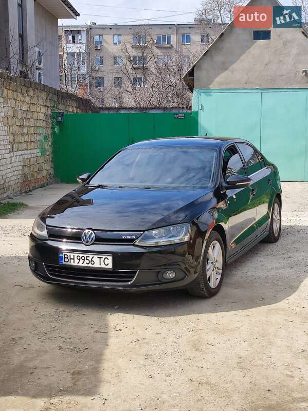Седан Volkswagen Jetta 2013 в Одесі