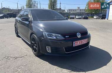 Седан Volkswagen Jetta 2015 в Киеве