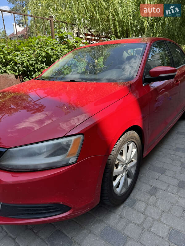 Седан Volkswagen Jetta 2013 в Ирпене