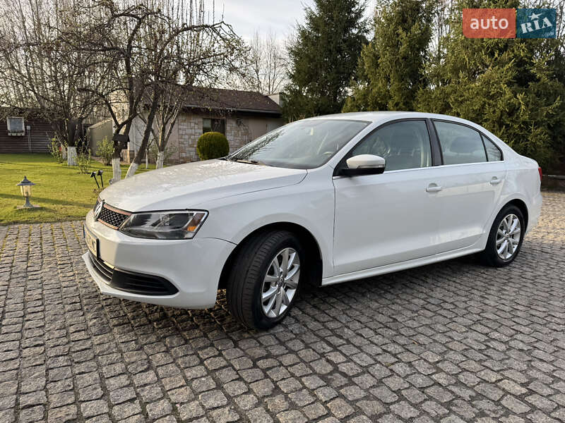 Седан Volkswagen Jetta 2014 в Киеве