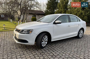 Седан Volkswagen Jetta 2014 в 