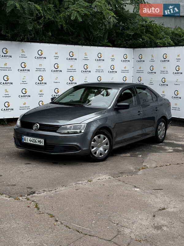 Седан Volkswagen Jetta 2013 в Киеве