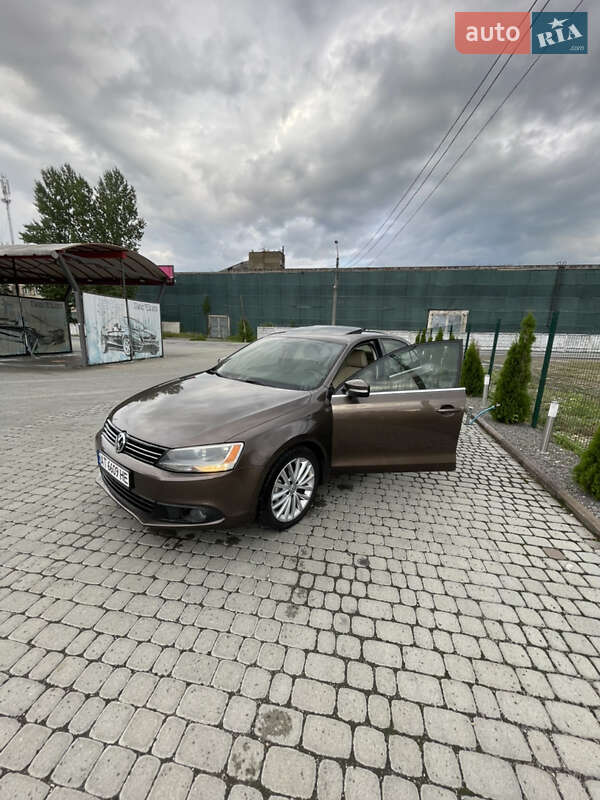 Седан Volkswagen Jetta 2011 в Богородчанах