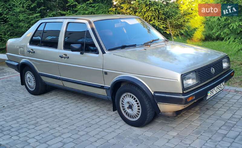 Седан Volkswagen Jetta 1984 в Ратным