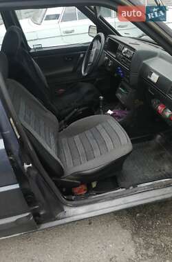 Седан Volkswagen Jetta 1988 в 