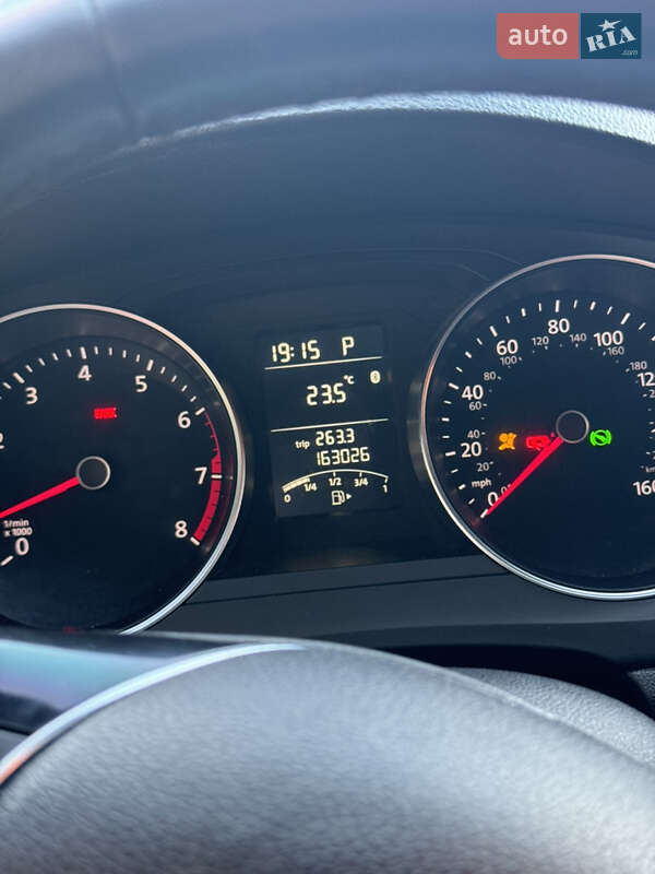 Седан Volkswagen Jetta 2014 в Днепре