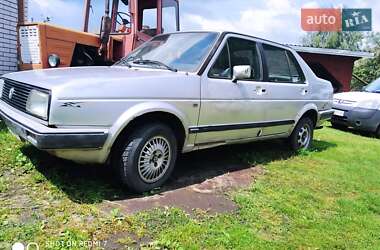 Седан Volkswagen Jetta 1987 в Березному