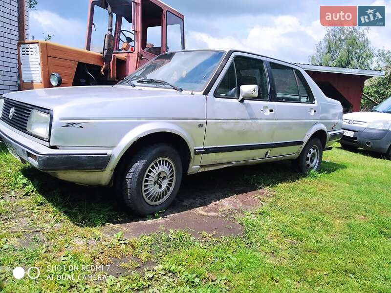 Седан Volkswagen Jetta 1987 в Березному