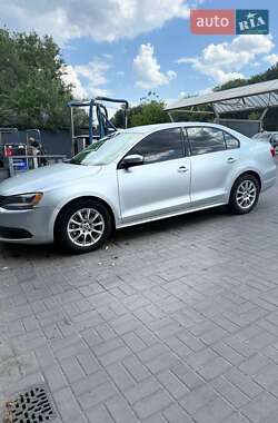 Седан Volkswagen Jetta 2011 в Днепре