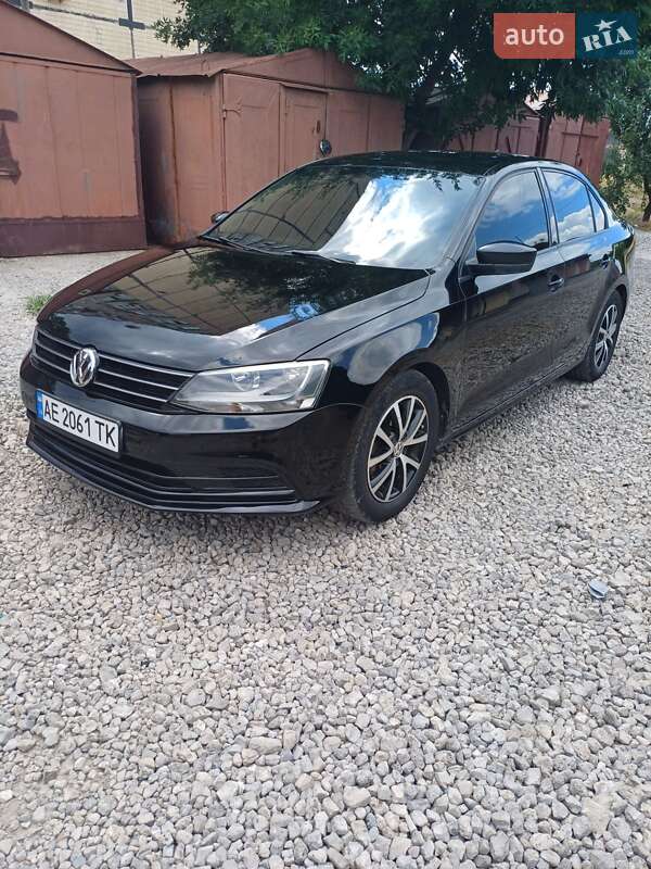 Седан Volkswagen Jetta 2015 в Кривом Роге