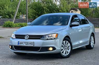 Седан Volkswagen Jetta 2012 в Києві