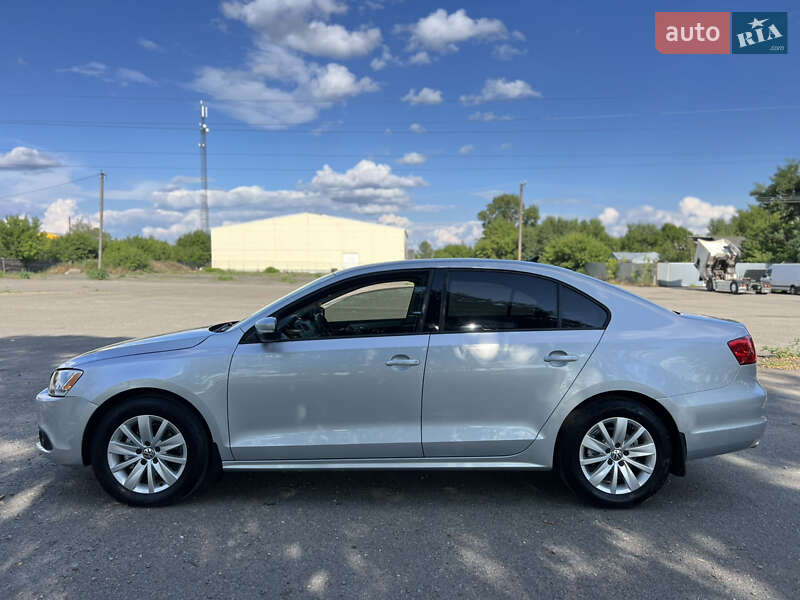 Седан Volkswagen Jetta 2012 в Киеве