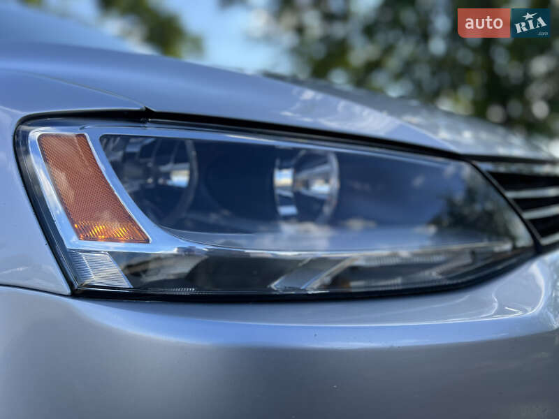 Седан Volkswagen Jetta 2012 в Киеве