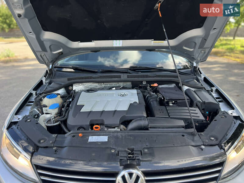 Седан Volkswagen Jetta 2012 в Киеве