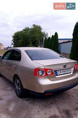 Седан Volkswagen Jetta 2006 в Подільську