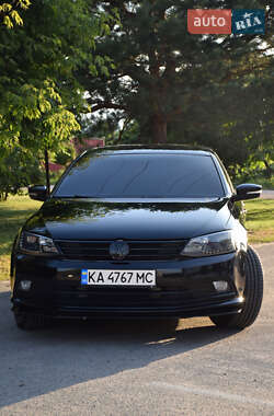 Седан Volkswagen Jetta 2016 в 