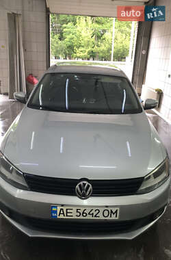 Седан Volkswagen Jetta 2012 в Днепре