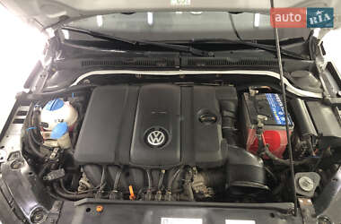 Седан Volkswagen Jetta 2012 в Днепре