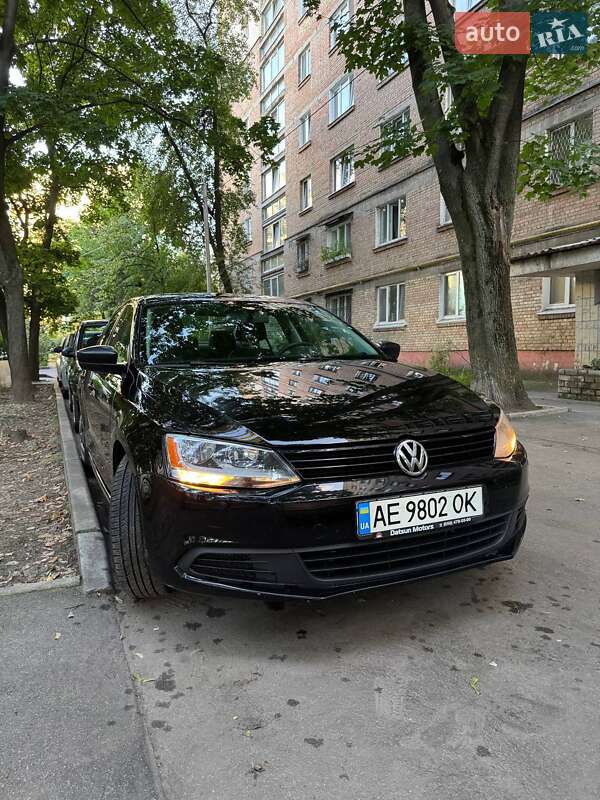 Volkswagen Jetta 2014