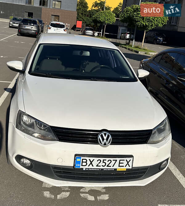 Volkswagen Jetta 2011