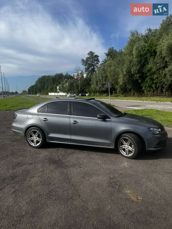 Седан Volkswagen Jetta 2016 в Львове фото 2 Седан Volkswagen Jetta 2016 в Львове