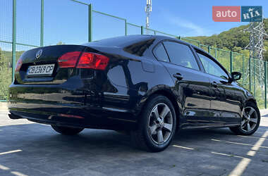 Седан Volkswagen Jetta 2013 в Львове
