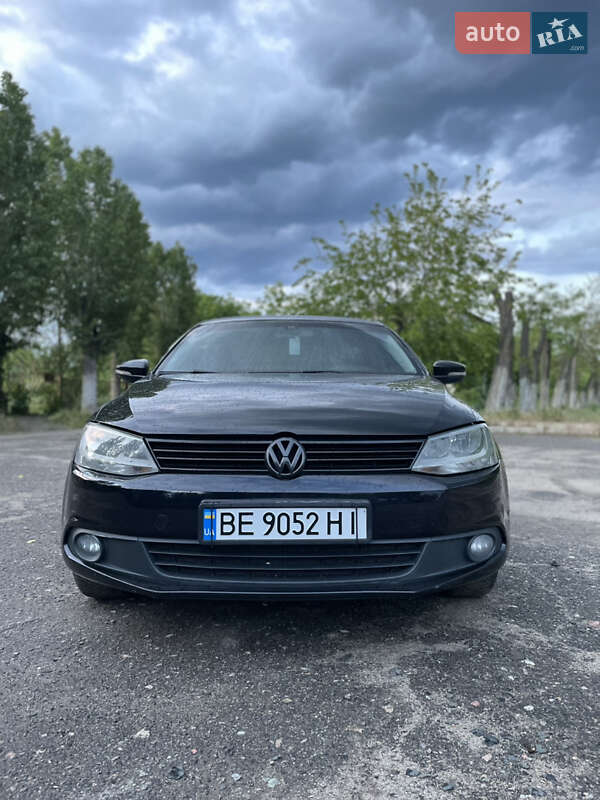 Седан Volkswagen Jetta 2012 в Николаеве