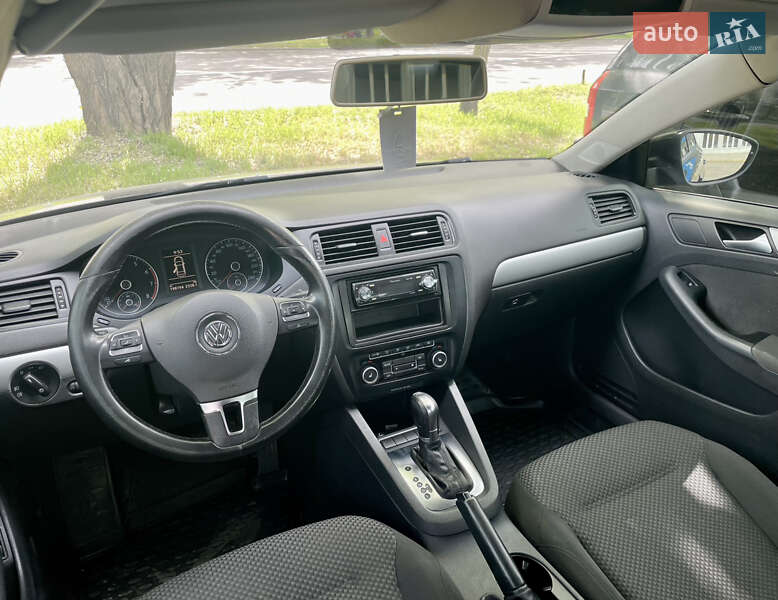 Седан Volkswagen Jetta 2012 в Николаеве