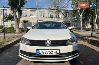 Седан Volkswagen Jetta 2014 в 