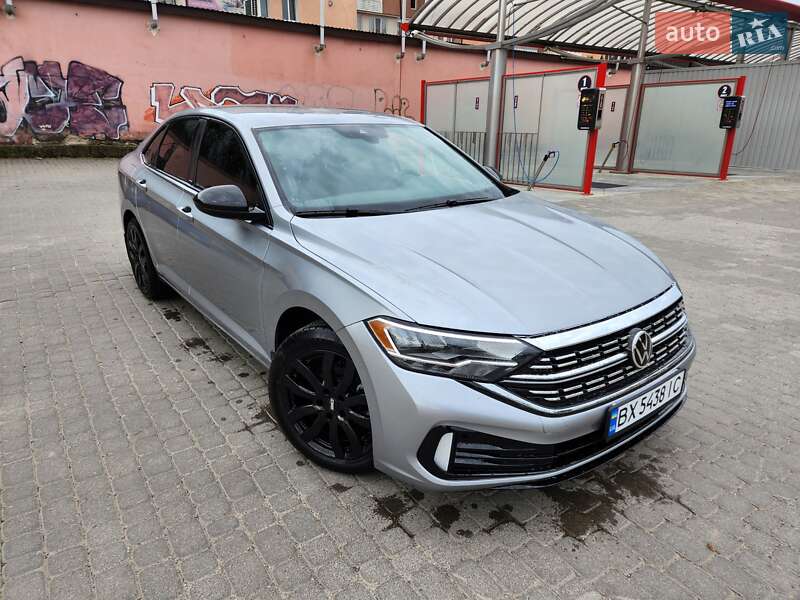 Седан Volkswagen Jetta 2024 в 
