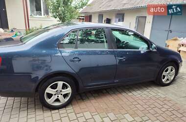Универсал Volkswagen Jetta 2005 в 