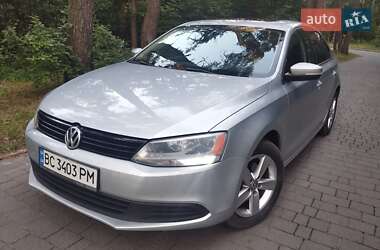Седан Volkswagen Jetta 2011 в Львові