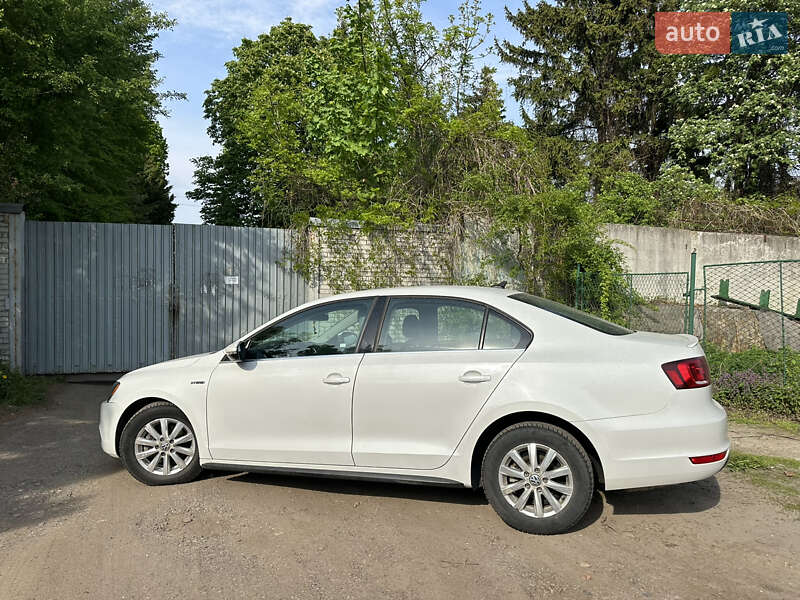 Volkswagen Jetta 2013