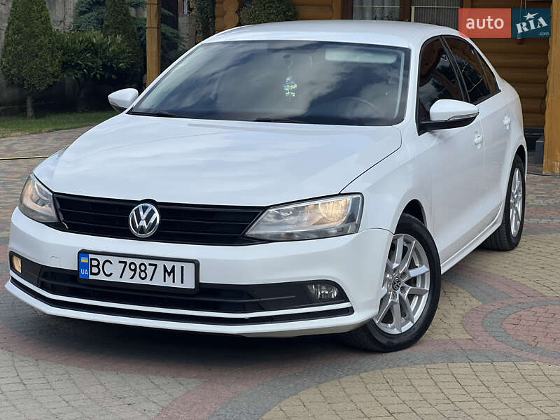 Седан Volkswagen Jetta 2016 в Стрые