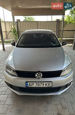 Седан Volkswagen Jetta 2014 в Запоріжжі