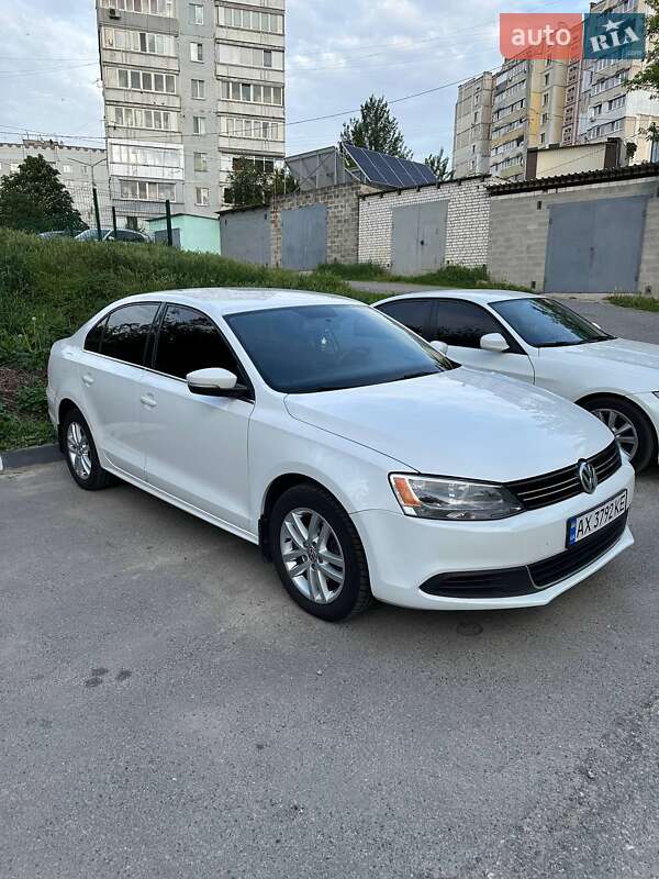 Седан Volkswagen Jetta 2013 в Харкові