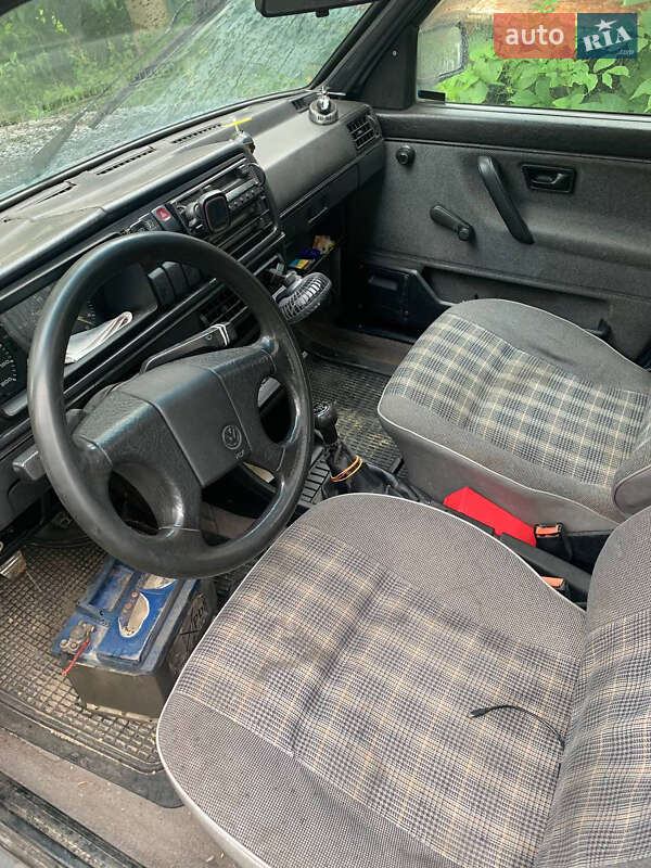 Седан Volkswagen Jetta 1988 в Львове