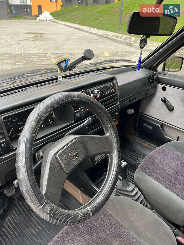 Седан Volkswagen Jetta 1986 в Ровно
