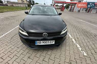Седан Volkswagen Jetta 2014 в Вінниці
