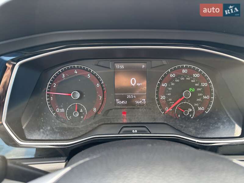 Седан Volkswagen Jetta 2019 в Львове