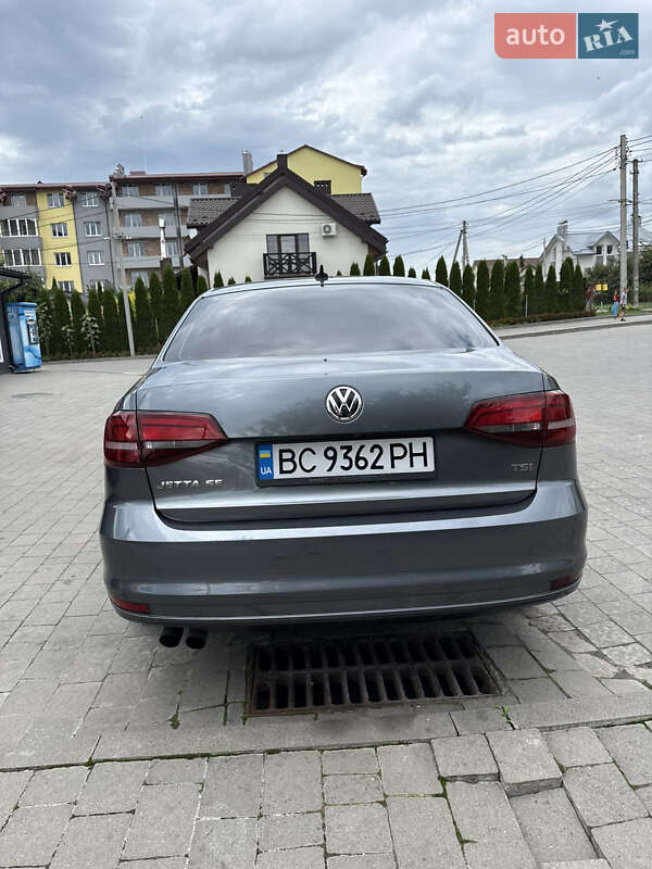 Седан Volkswagen Jetta 2017 в Львове