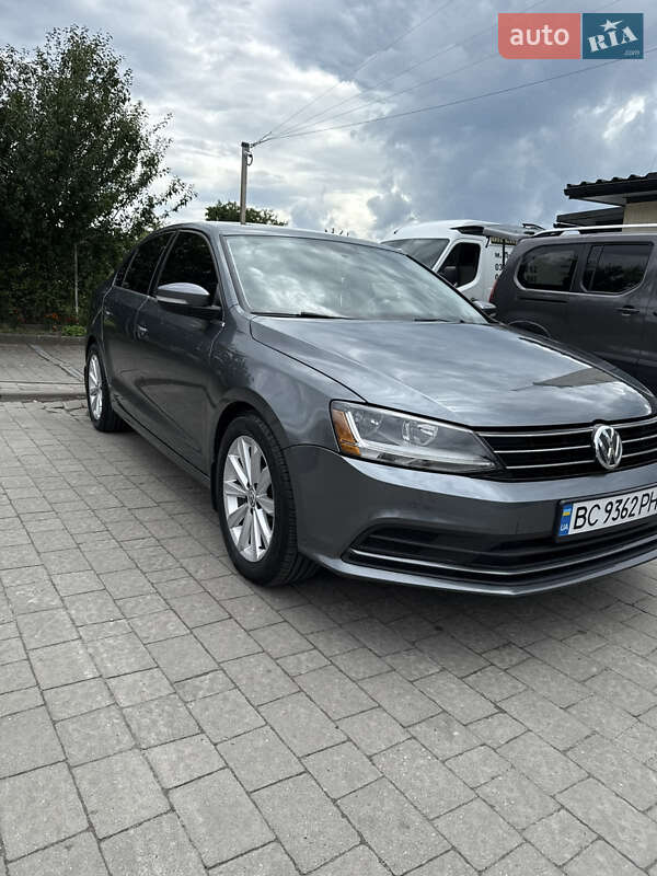 Седан Volkswagen Jetta 2017 в Львове