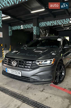 Седан Volkswagen Jetta 2019 в Києві