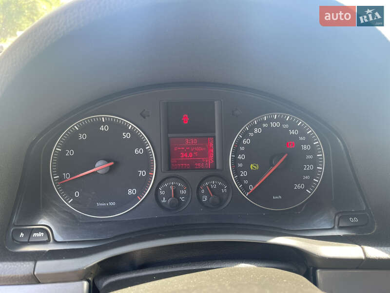 Седан Volkswagen Jetta 2006 в Харькове