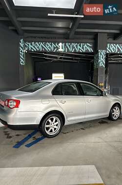 Седан Volkswagen Jetta 2008 в Самборі
