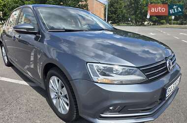 Седан Volkswagen Jetta 2016 в Кропивницком