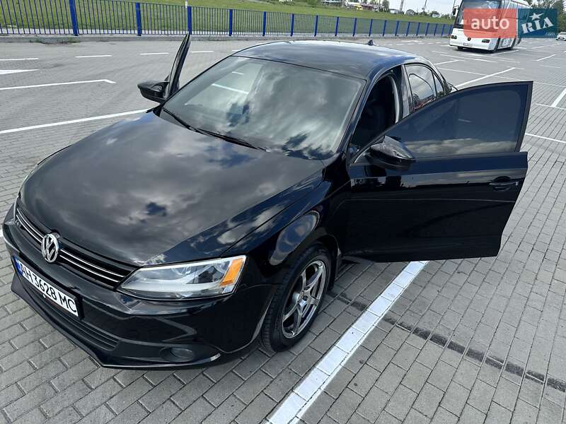 Volkswagen Jetta 2012